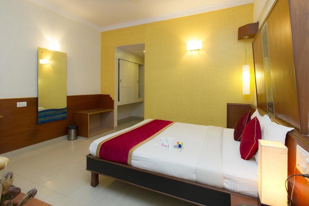 Vaishnavi Residency Hotel Бангалор Екстериор снимка