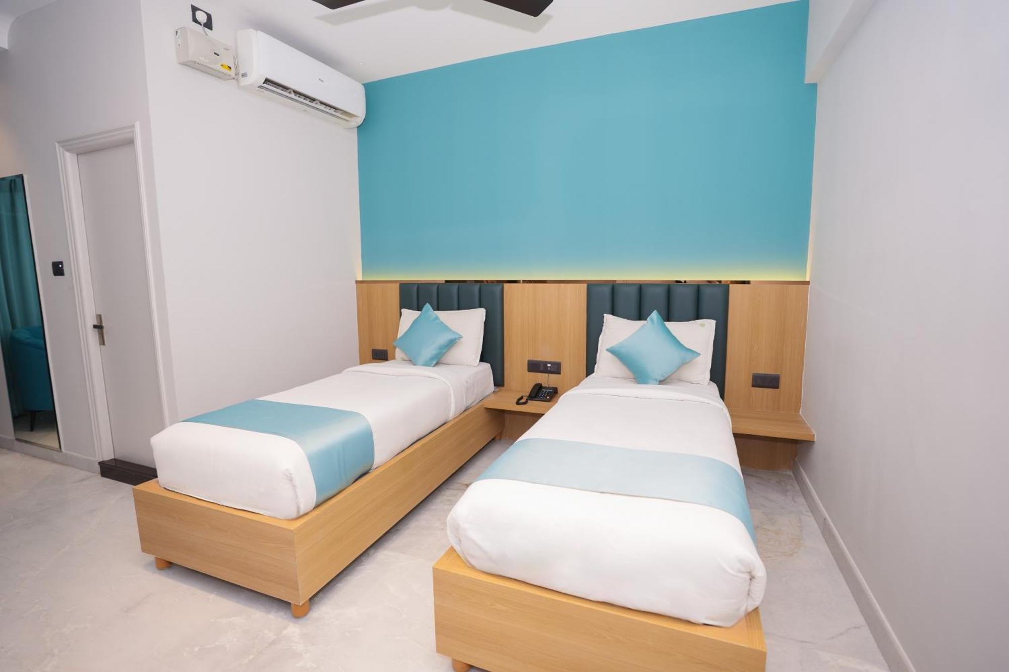 Vaishnavi Residency Hotel Бангалор Екстериор снимка